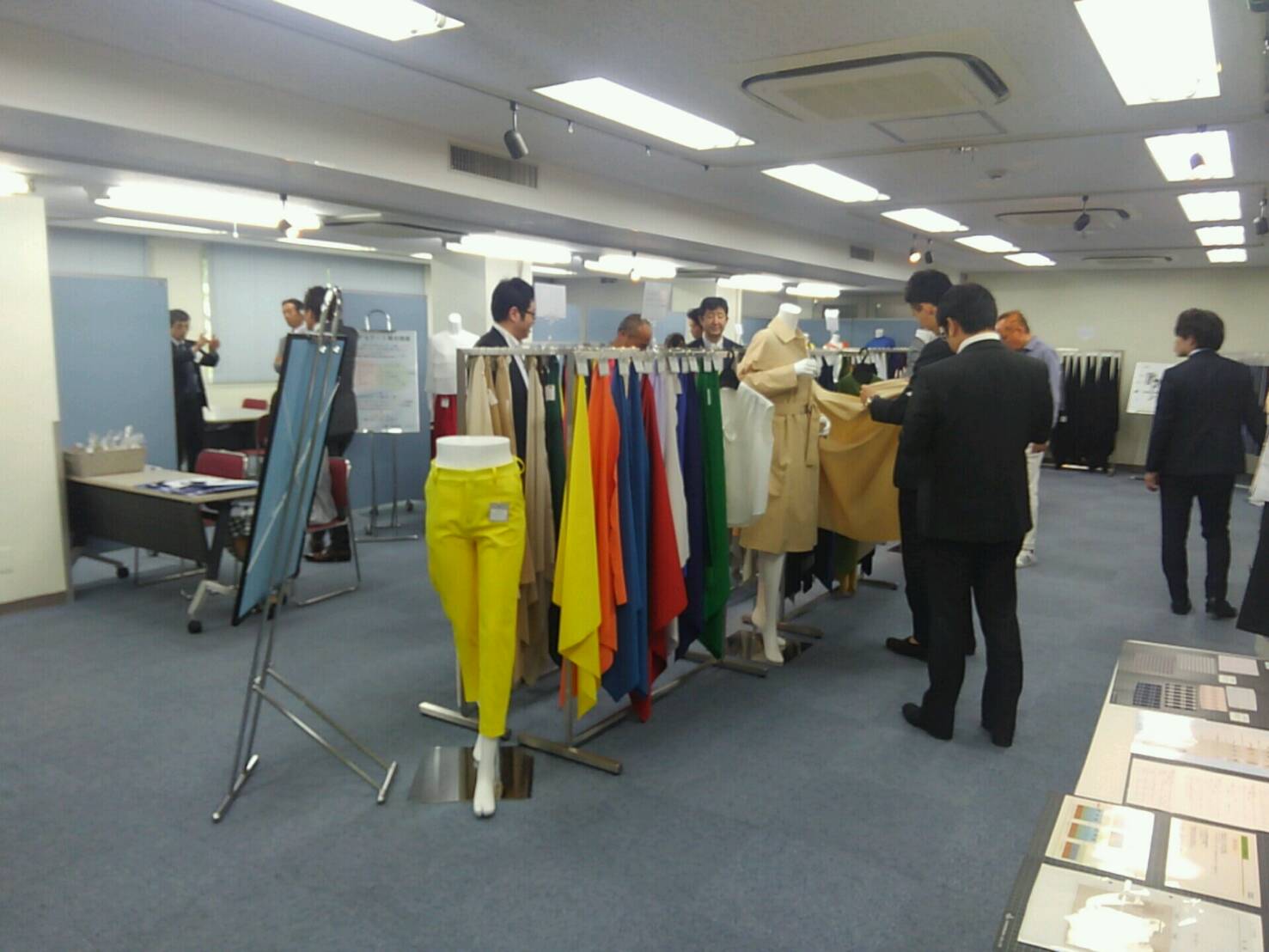 新作内見会2019SSコレクション共同出展